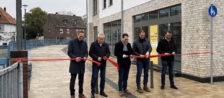 Eröffnung der Wurmpromenade in Herzogenrath - das rote Band wird durchgeschnitten